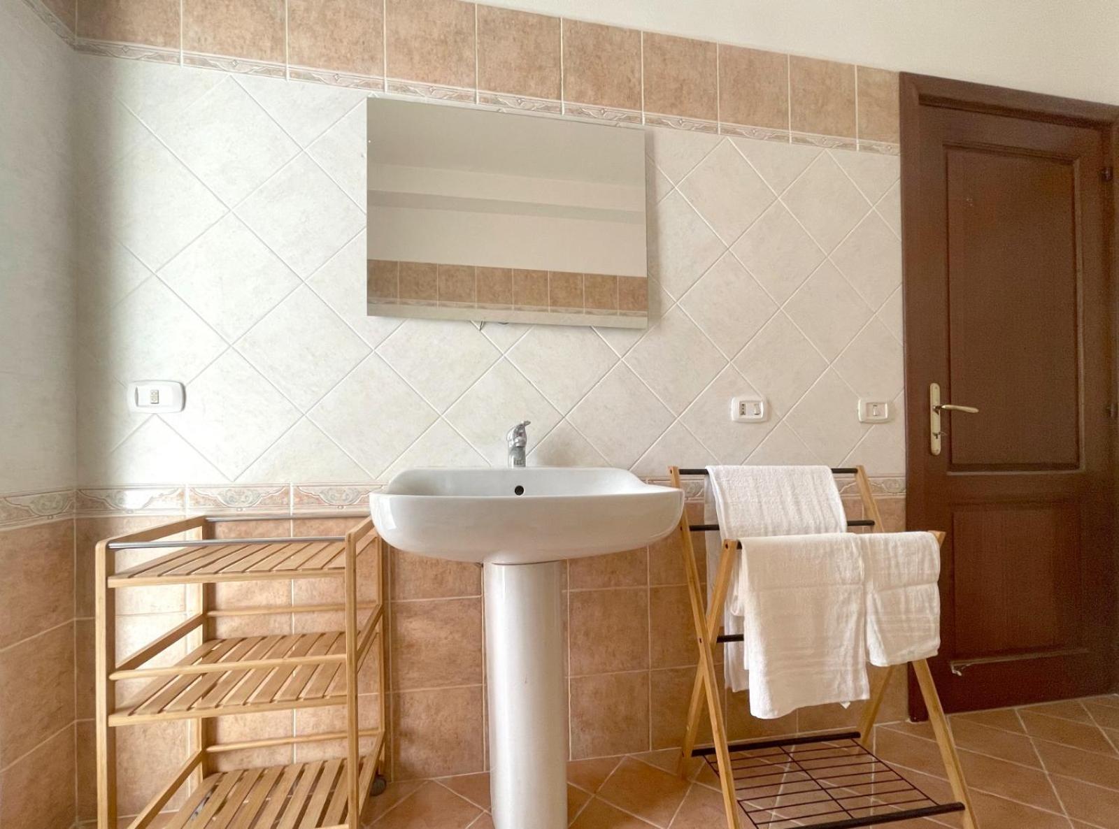 Cocteau House Apartment Olbia Ngoại thất bức ảnh